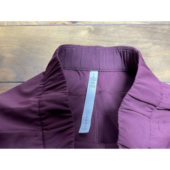 Lululemon Burgundy On The Fly Elastic Waist Drawstring 7/8 Womens Pants 6 - Picture 4 of 11
